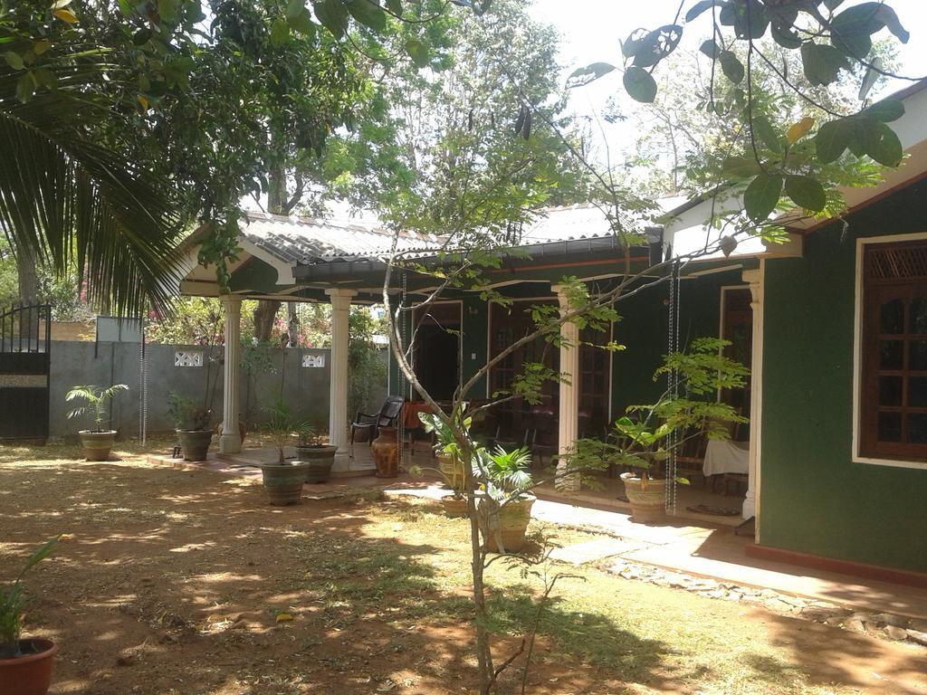 Elephant Safari Lodge Sigiriya Junction Habarana Exterior photo